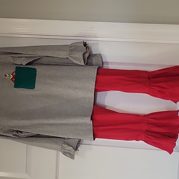 Reversible Grinch ruffle set - Picture 2 of 7